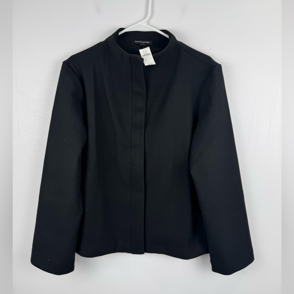 NWT Banana Republic Women Black‎ Zip Up Jacket Size Medium